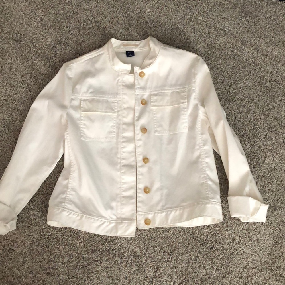 Gap Women’s White Jean Jacket